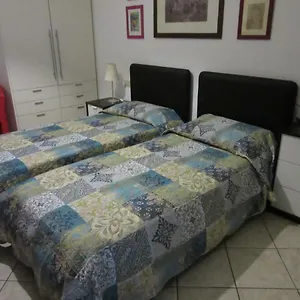 Nenna Quarto em Acomodações Particulares Olbia